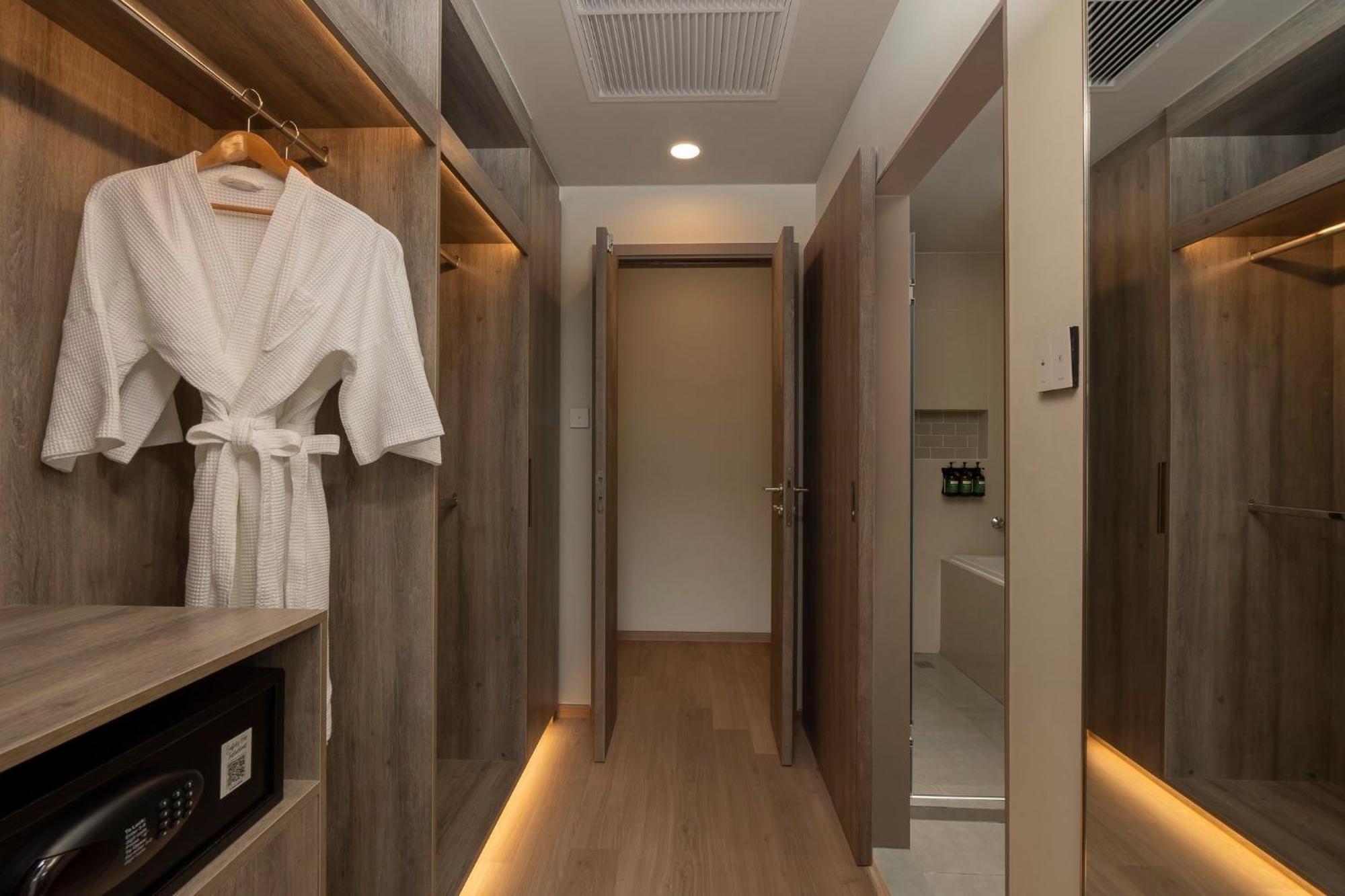 Staybridge Suites Bangkok Sukhumvit By Ihg Экстерьер фото