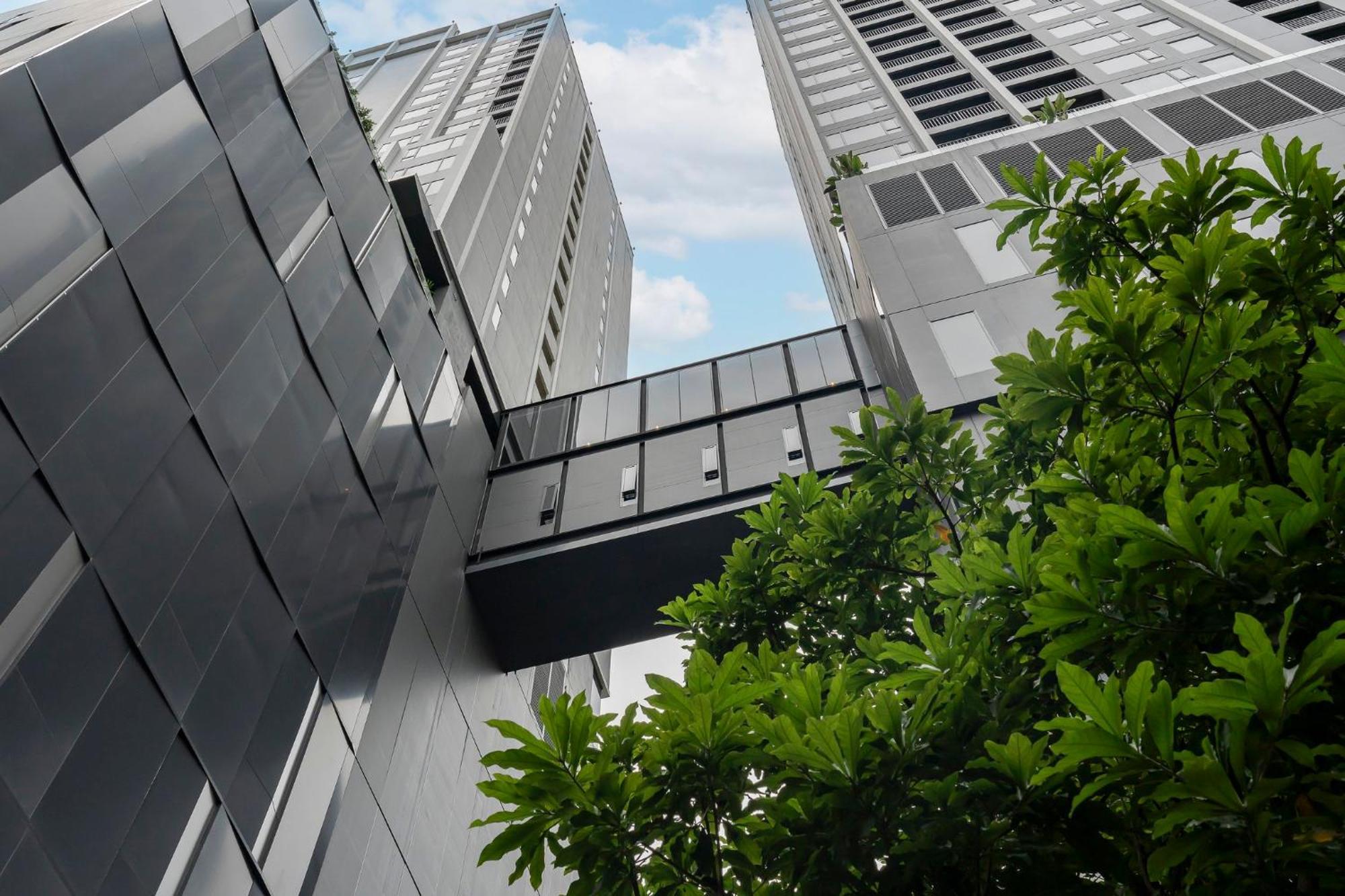 Staybridge Suites Bangkok Sukhumvit By Ihg Экстерьер фото