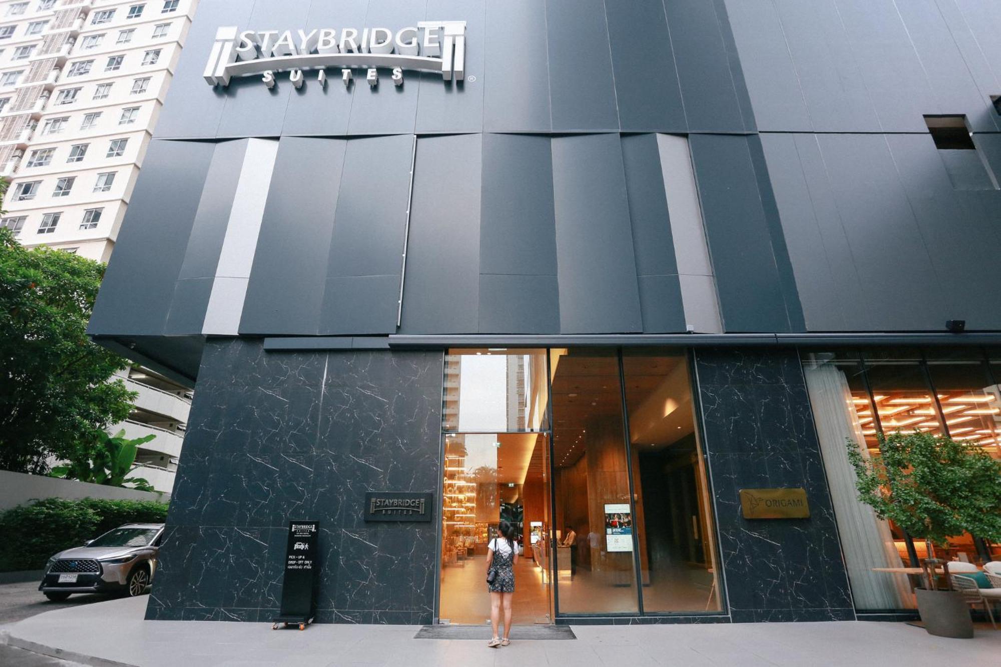Staybridge Suites Bangkok Sukhumvit By Ihg Экстерьер фото