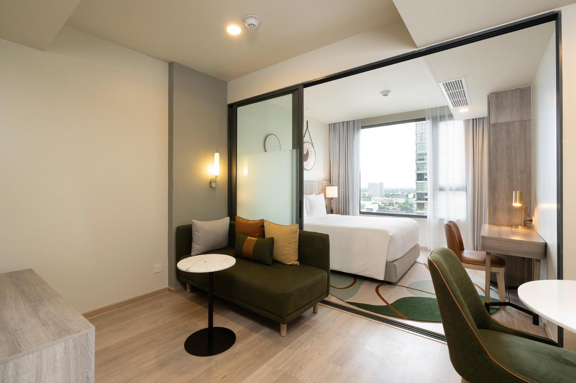 Staybridge Suites Bangkok Sukhumvit By Ihg Экстерьер фото