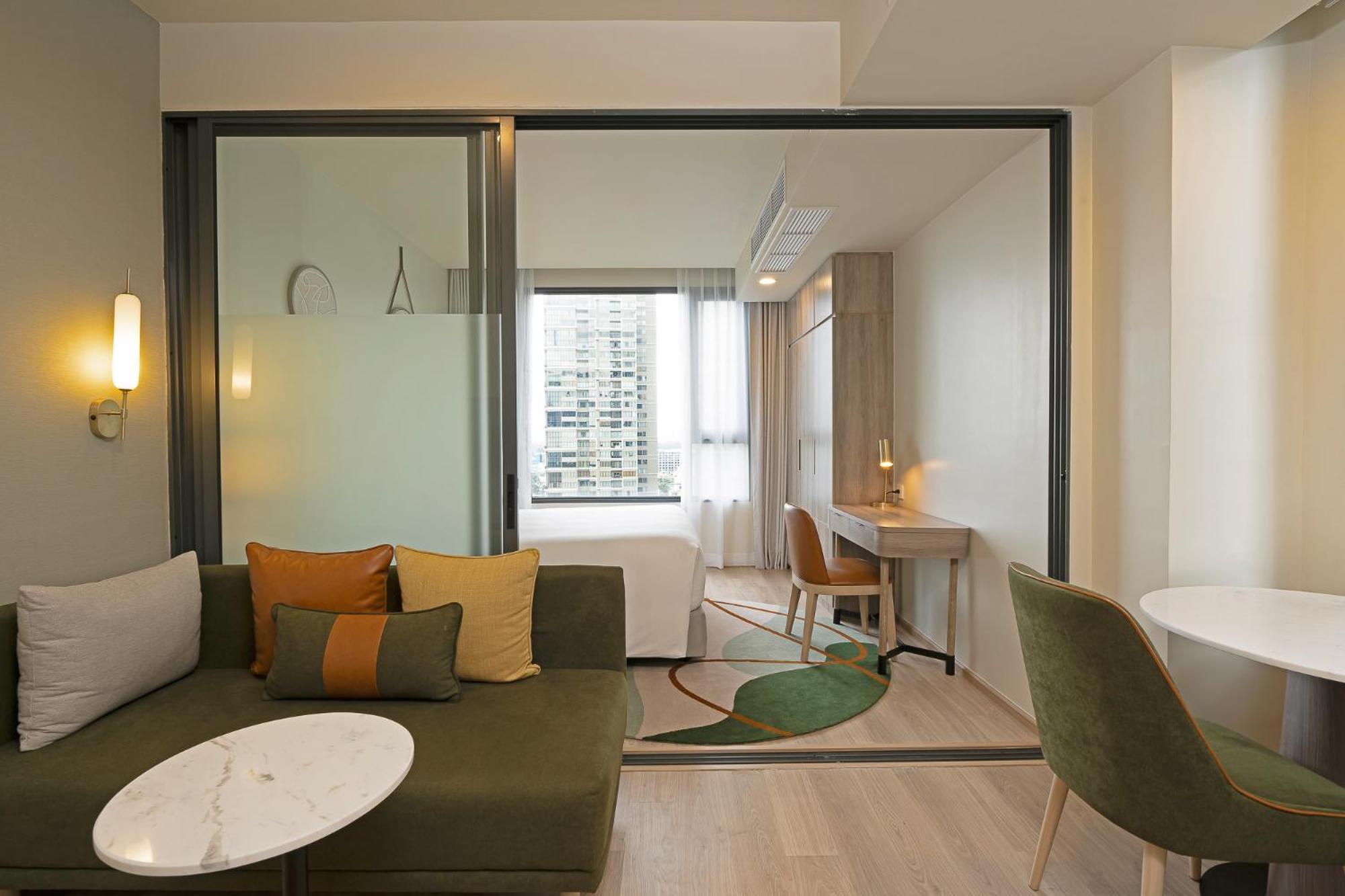 Staybridge Suites Bangkok Sukhumvit By Ihg Экстерьер фото